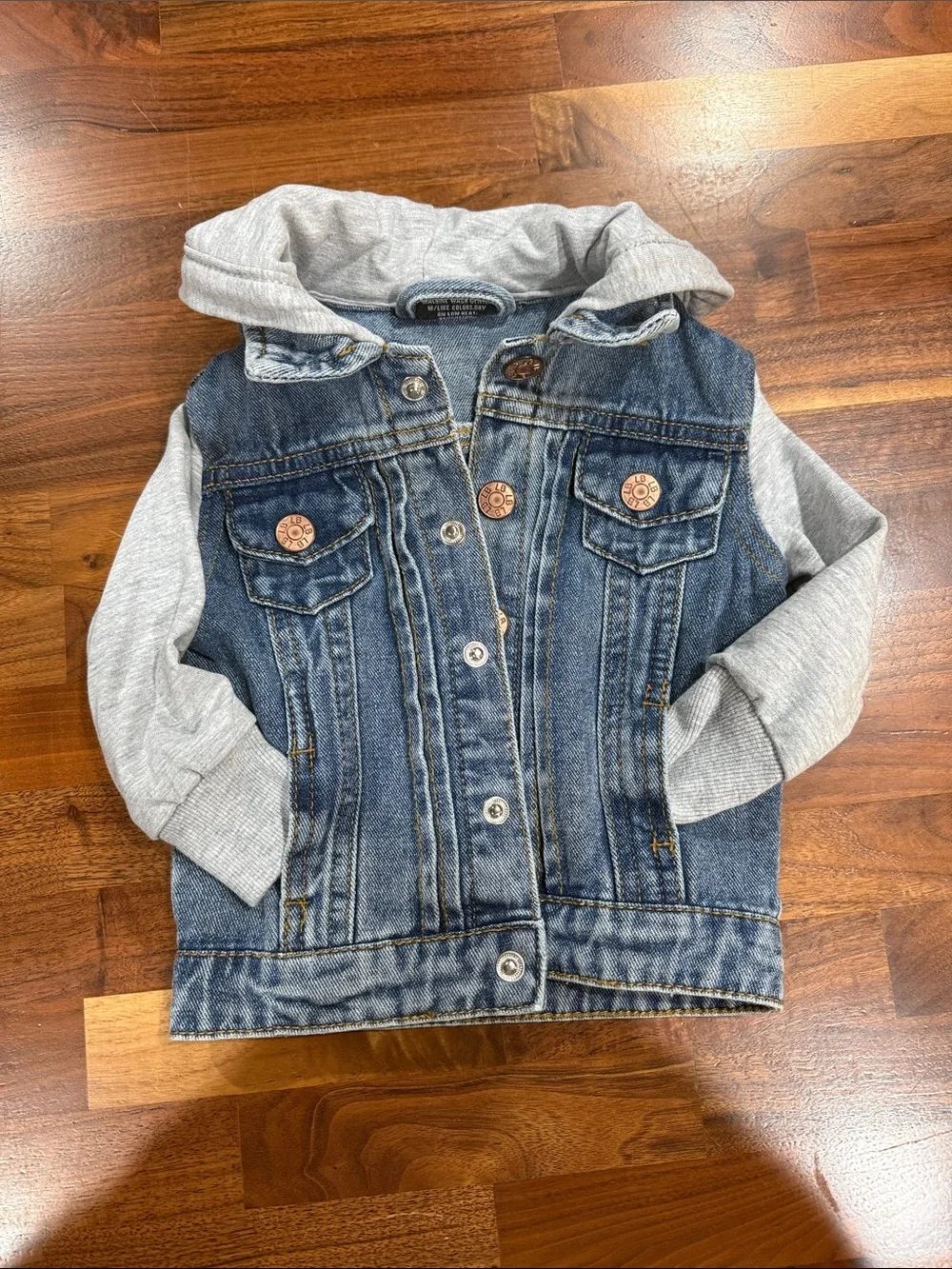 Little Bipsy button front
